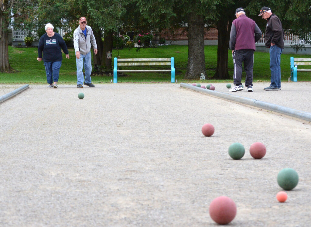 Seniors' bocce in Listowel