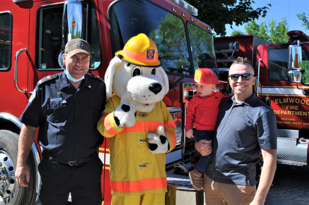 Elmwood Fire Department hosts touch-a-truck, breakfast