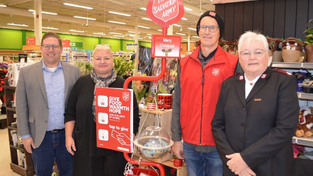 NEWS: Warriors Team Up With Salvation Army To Kickoff Kettle Campaign
